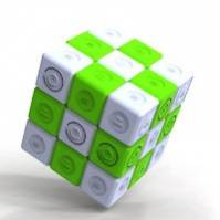 Зарядное устройство в виде кубика Рубика