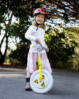 Научите ребенка ездить на велосипеде с гироскопическими колесами