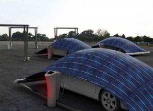 Чехол V-Tent зарядит автомобиль от солнца
