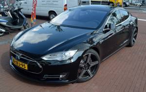 Tesla сделает Model S P85D быстрее через программное обновление